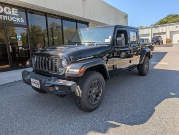 New 2025 Jeep Gladiator Sport S
