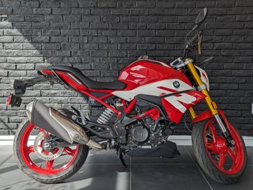 2023 BMW G 310 R 