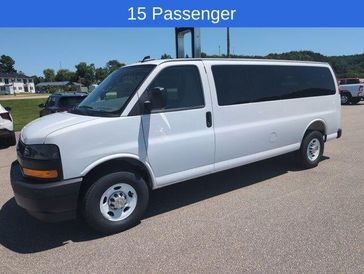 New 2025 Chevrolet Express 3500 LS