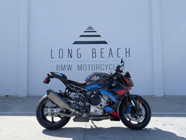 2025 BMW M 1000 R