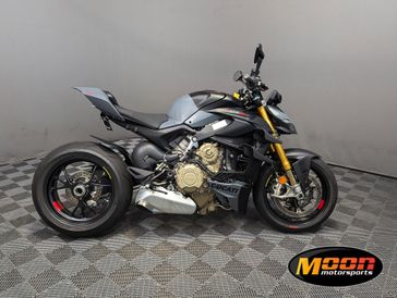 2024 Ducati Streetfighter V4S 