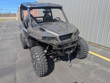 2025 Polaris GENERAL XP 1000 ULTIMATE 