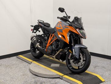 2024 KTM 1290 Super Duke GT
