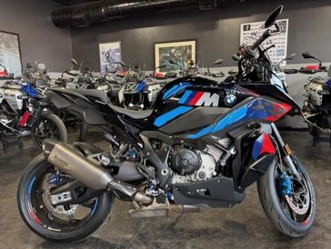 2026 BMW M 1000 XR