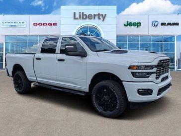 New 2026 RAM 2500 Black Express Crew Cab 4x4 6'4' Box