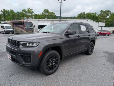 New 2026 Jeep Grand Cherokee L Laredo Altitude 4x4