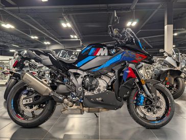2026 BMW M 1000 XR