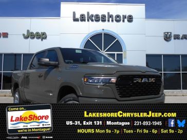 2026 RAM 1500 Big Horn Crew Cab 4x4 5'7' Box