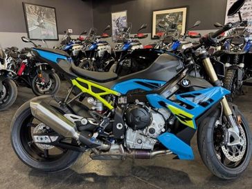 2025 BMW S 1000 R