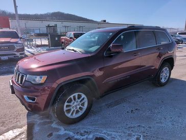 Used 2018 Jeep Grand Cherokee Laredo