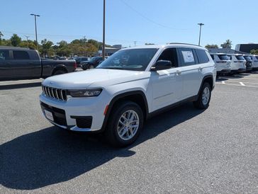 New 2025 Jeep Grand Cherokee L Laredo X 4x4