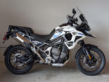 2026 Triumph Tiger 1200 GT Pro Alpine Edition
