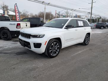Used 2025 Jeep Grand Cherokee Overland