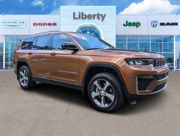 New 2026 Jeep Grand Cherokee L Limited 4x2