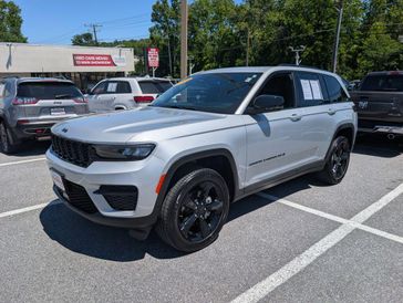 Used 2024 Jeep Grand Cherokee Altitude X