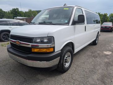 Used 2025 Chevrolet Express 3500 Lt