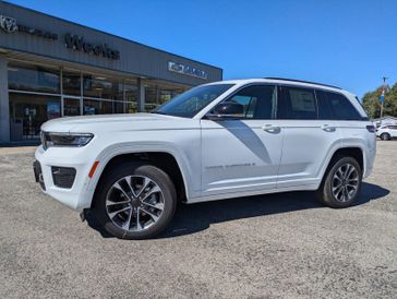 2025 Jeep Grand Cherokee Overland 4x4