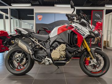2025 Ducati MULTISTRADA V4 RS