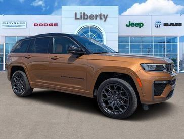 New 2026 Jeep Grand Cherokee Summit 4x4