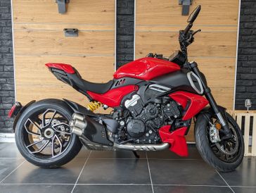 2023 Ducati DIAVEL V4 