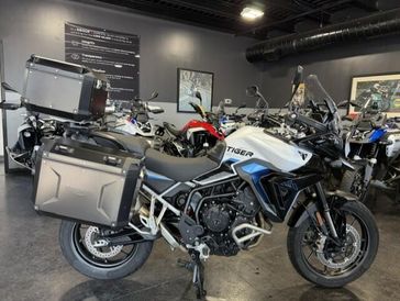 2026 Triumph Tiger 900 Alpine Edition