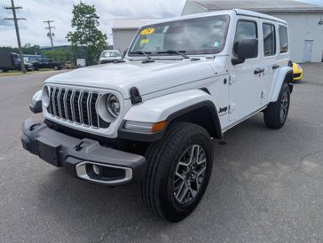 Used 2025 Jeep Wrangler Sahara