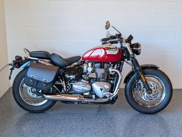 Used 2023 Triumph Bonneville Speedmaster Chrome  in a CHROME/DIABLO RED exterior color. Hermy's BMW and Triumph 610-562-7303 hermys.com 