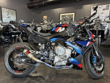 2023 BMW M 1000 R