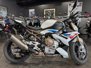 2024 BMW S 1000 R