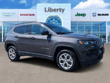 Used 2024 Jeep Compass Latitude