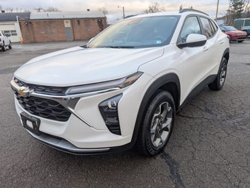 Used 2025 Chevrolet Trax Lt