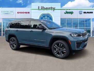 New 2027 Jeep Grand Cherokee L Limited 4x4