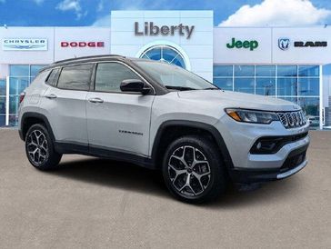 Used 2025 Jeep Compass Limited