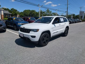 Used 2018 Jeep Grand Cherokee Laredo
