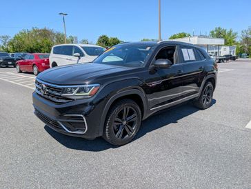 Used 2021 Volkswagen Atlas Cross Sport 3.6L V6 SE w/Technology R-Line