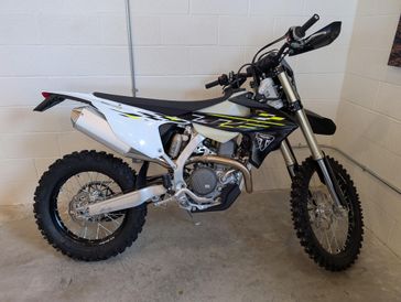 2026 Triumph TF450-E 