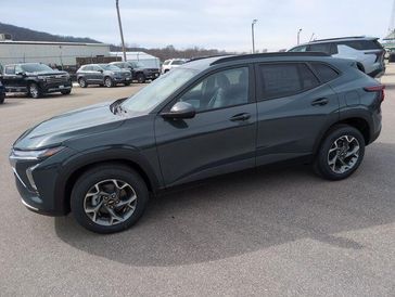 New 2026 Chevrolet Trax LT