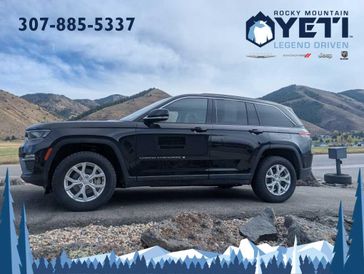 Used 2023 Jeep Grand Cherokee Limited