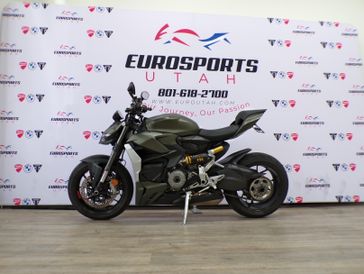 2023 Ducati STREETFIGHTER V2  