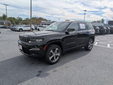 New 2025 Jeep Grand Cherokee Limited