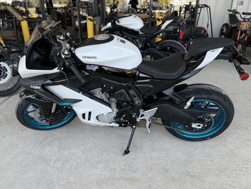 New 2026 CFMOTO 675SS 