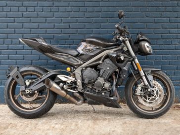 2023 Triumph STREET TRIPLE RS 