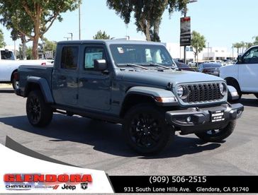 2024 Jeep Gladiator Nighthawk 4x4