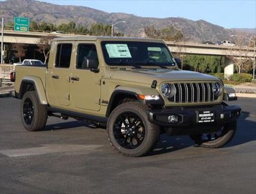 New 2025 Jeep Gladiator Nighthawk 4x4