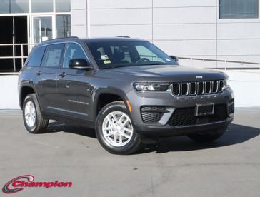 2025 Jeep Grand Cherokee Laredo X 4x2