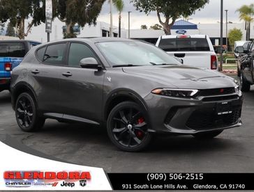 2024 Dodge Hornet R/T Plus Eawd in a Gray Cray exterior color. Glendora Chrysler Dodge Jeep Ram 909-506-2515 glendorachryslerjeepdodge.com 