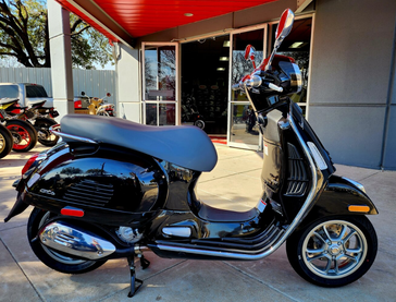 2024 Vespa GTS 300 HPE