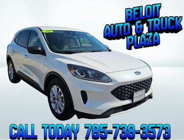 Used 2022 Ford Escape SE
