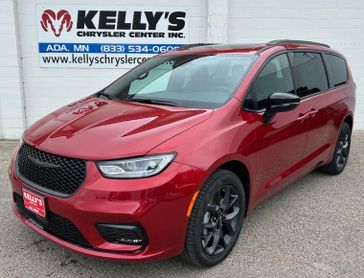 2024 Chrysler Pacifica Touring L Awd