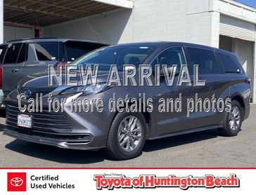 Used 2022 Toyota Sienna LE